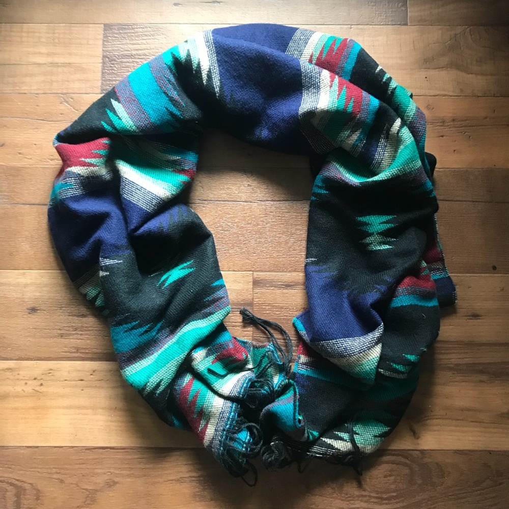 Beautiful Aztec Blanket Scarf